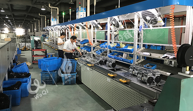 無油機、直聯機機頭總裝線