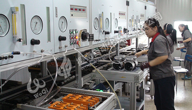 無油機機頭電性能及氣密性測試線